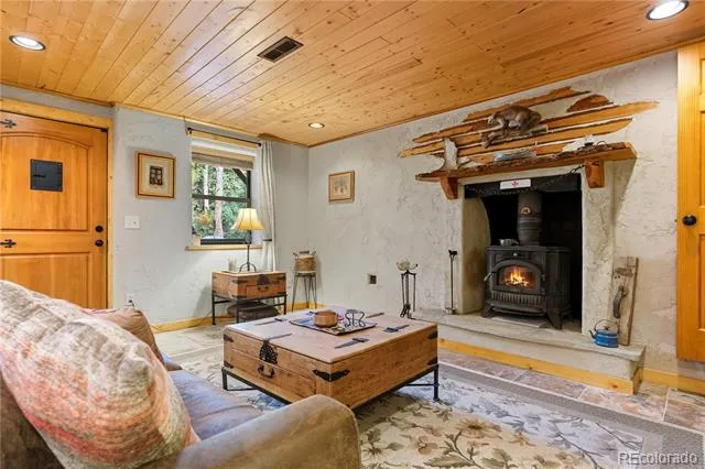 401 Lake Road Idaho Springs, CO 80452