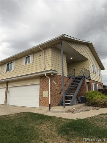 9778 Appletree Place Denver, CO 80260