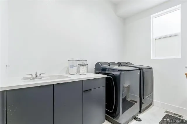 6306 Elmira Court Denver, CO 80238