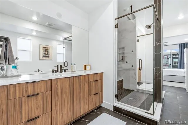 6306 Elmira Court Denver, CO 80238
