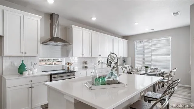 5161 Quatar Street Aurora, CO 80019