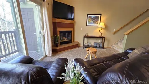 720 Lakepoint Drive #B6