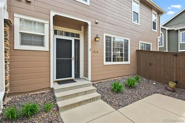 1252 Carlyle Park Circle Highlands Ranch, CO 80129