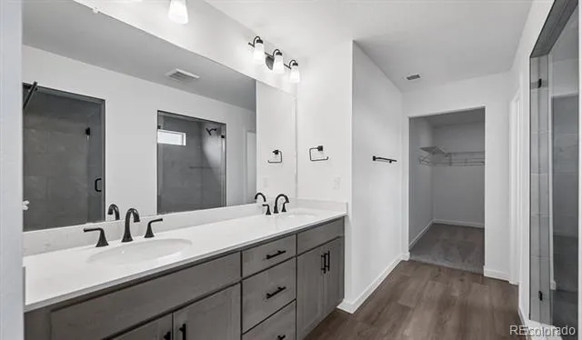 3882 Hayleyville Street Aurora, CO 80019