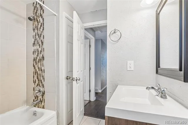 9339 W 76th Avenue Arvada, CO 80005