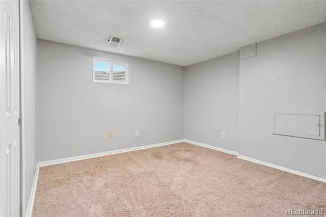 9339 W 76th Avenue Arvada, CO 80005