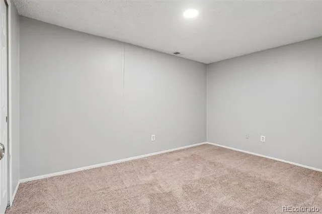 9339 W 76th Avenue Arvada, CO 80005