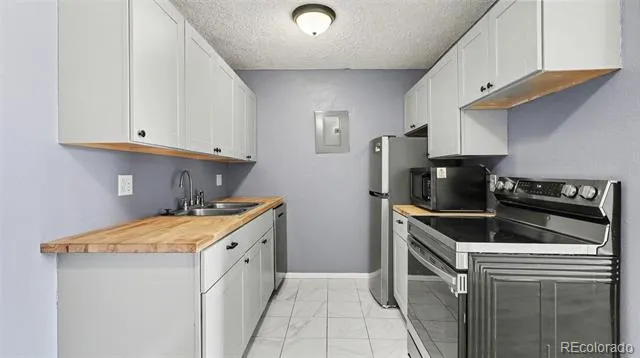 10211 Ura Lane #205 Thornton, CO 80260