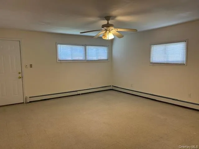 14 Cinder Lane Hicksville, NY 11801