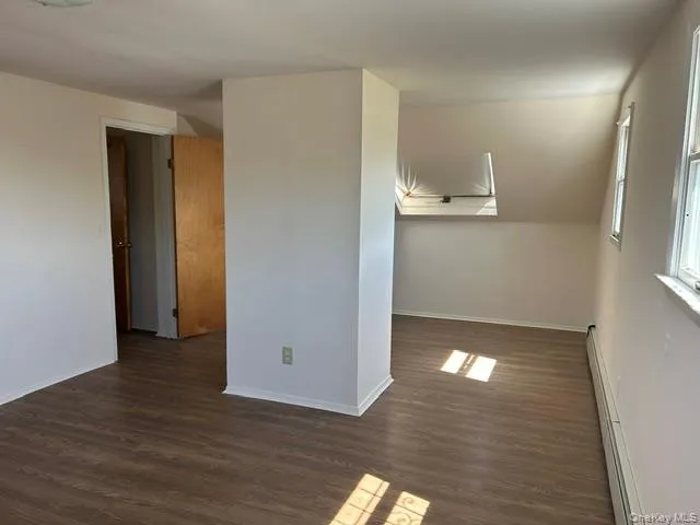 14 Cinder Lane Hicksville, NY 11801
