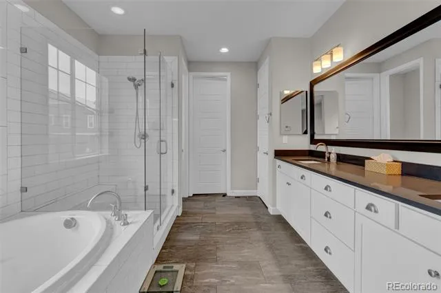 4541 S Valdai Way Aurora, CO 80015
