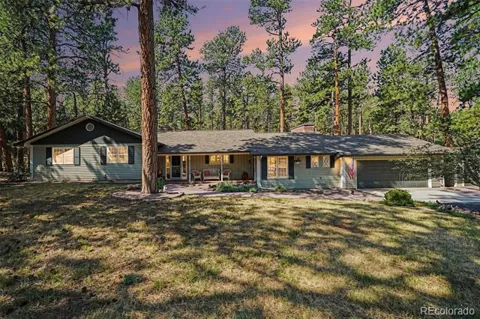 4976 Red Rock Drive