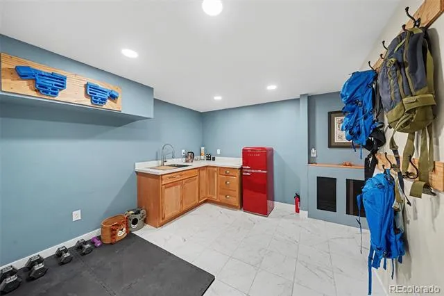 4976 Red Rock Drive Larkspur, CO 80118