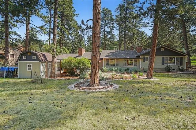 4976 Red Rock Drive Larkspur, CO 80118