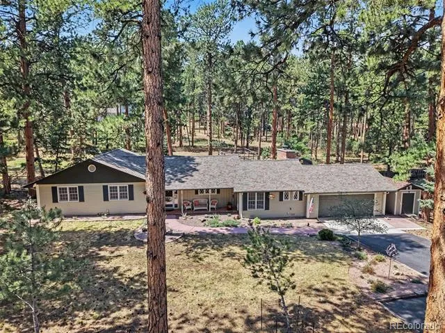 4976 Red Rock Drive Larkspur, CO 80118