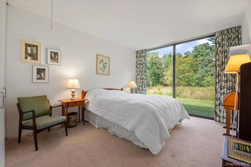 347 Duck Pond Road Matinecock, NY 11560