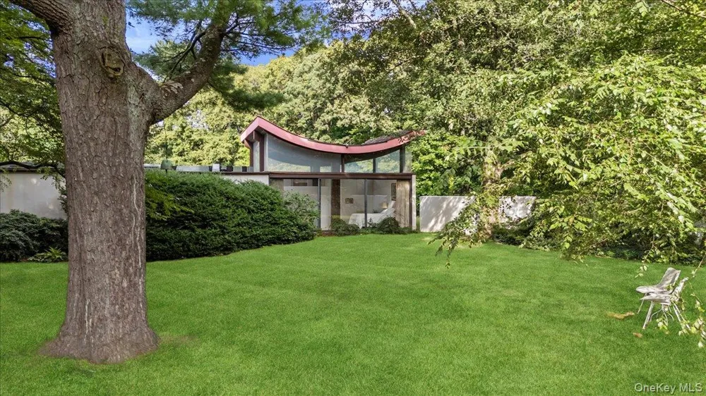 347 Duck Pond Road Matinecock, NY 11560