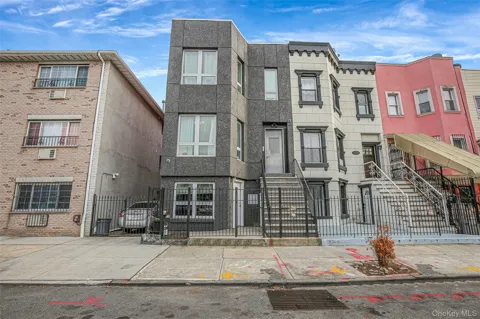 1312 Putnam Avenue #1