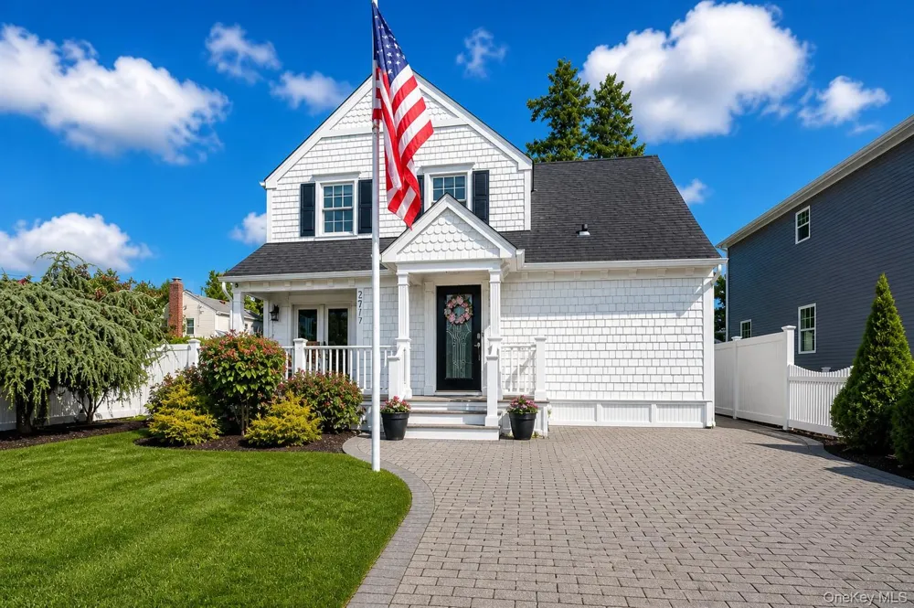2517 Rockville Centre Parkway Oceanside, NY 11572
