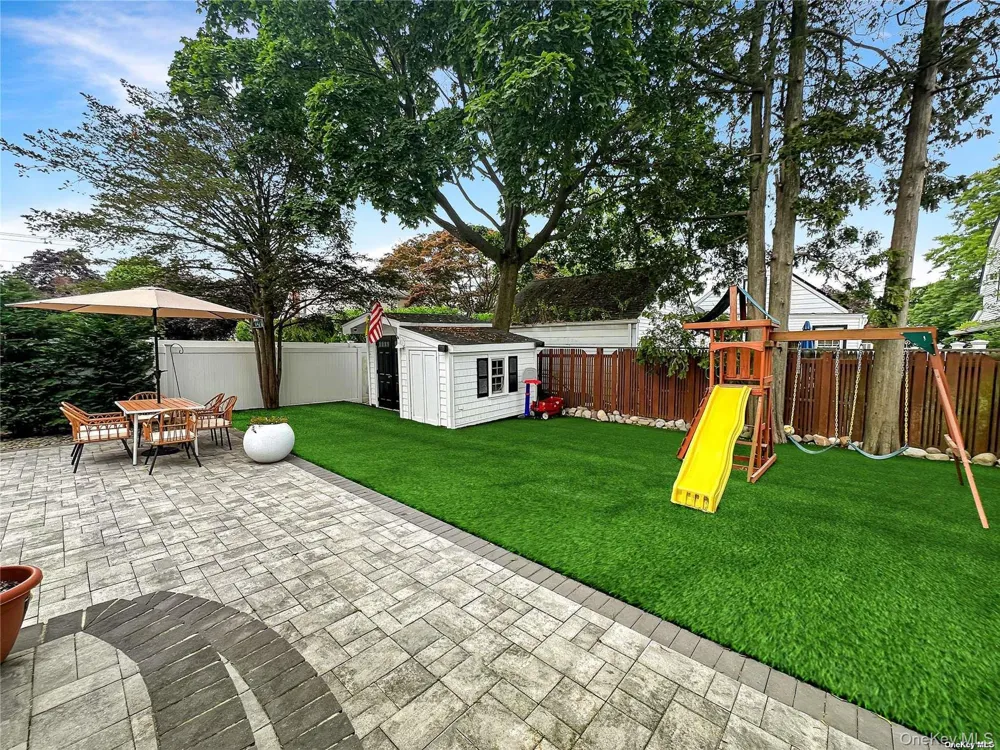 2517 Rockville Centre Parkway Oceanside, NY 11572