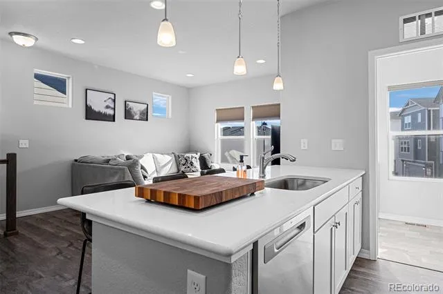 7410 Gorgeted Quail Grove Colorado Springs, CO 80923
