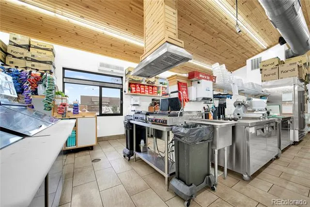 1205 Badger Avenue Fort Morgan, CO 80701