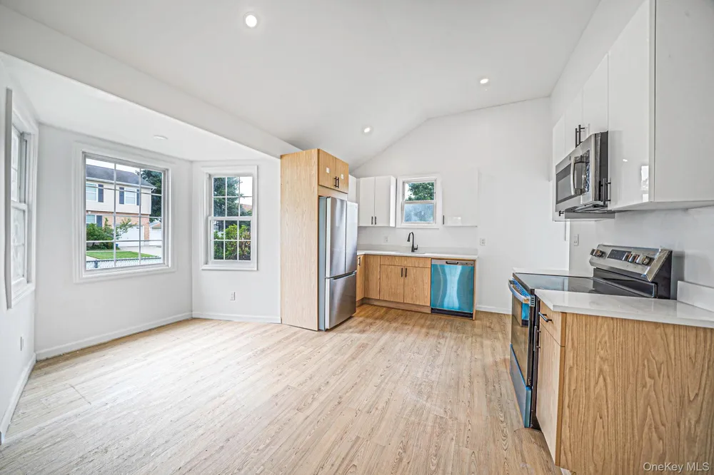 1077 Central Avenue Hempstead, NY 11550