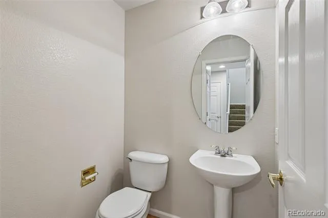 4044 E Geddes Circle Centennial, CO 80122