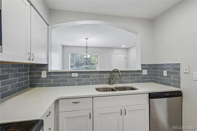 4044 E Geddes Circle Centennial, CO 80122