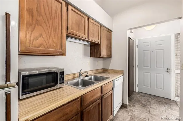 12354 W Nevada Place #301 Lakewood, CO 80228