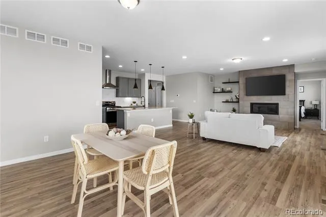 931 W Hopkins Drive Elizabeth, CO 80107