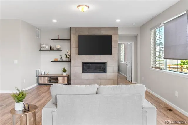 931 W Hopkins Drive Elizabeth, CO 80107