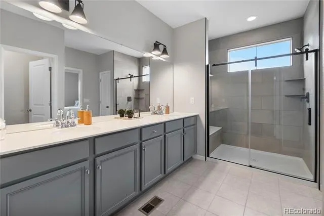 931 W Hopkins Drive Elizabeth, CO 80107