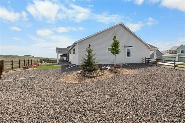 931 W Hopkins Drive Elizabeth, CO 80107