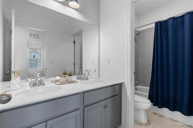931 W Hopkins Drive Elizabeth, CO 80107