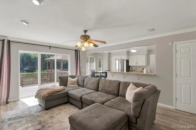 970 Sage Sparrow Circle Highlands Ranch, CO 80129