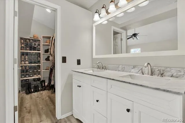 970 Sage Sparrow Circle Highlands Ranch, CO 80129
