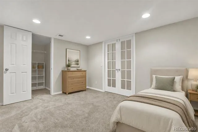 970 Sage Sparrow Circle Highlands Ranch, CO 80129