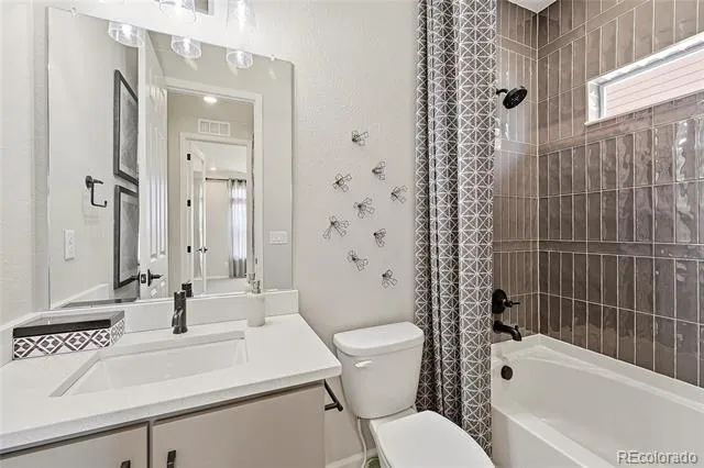 957 Highlands Circle Erie, CO 80516