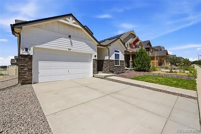 957 Highlands Circle Erie, CO 80516