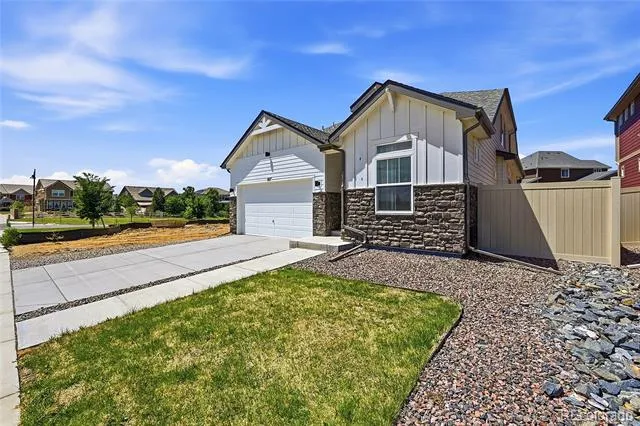 957 Highlands Circle Erie, CO 80516