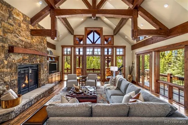 345 Peerless Drive Breckenridge, CO 80424