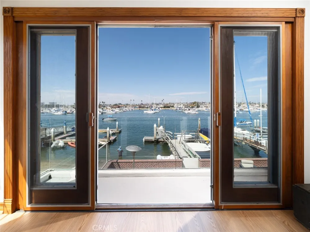 1444 W Bay Newport Beach, CA 92661