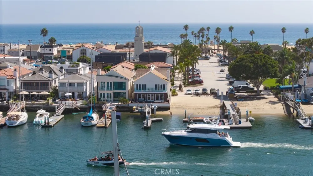 1444 W Bay Newport Beach, CA 92661