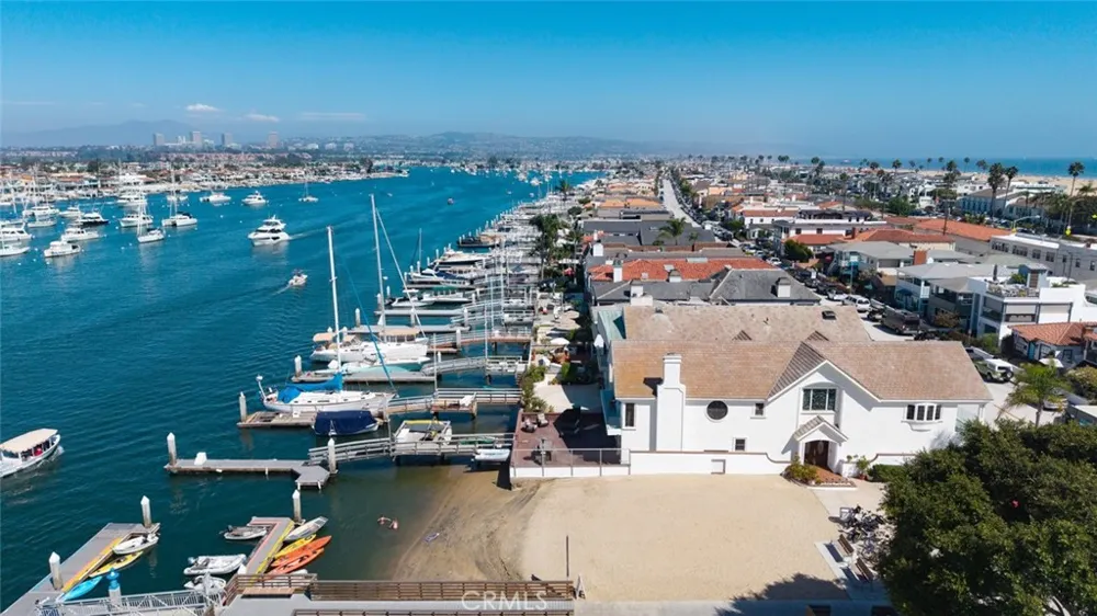 1444 W Bay Newport Beach, CA 92661