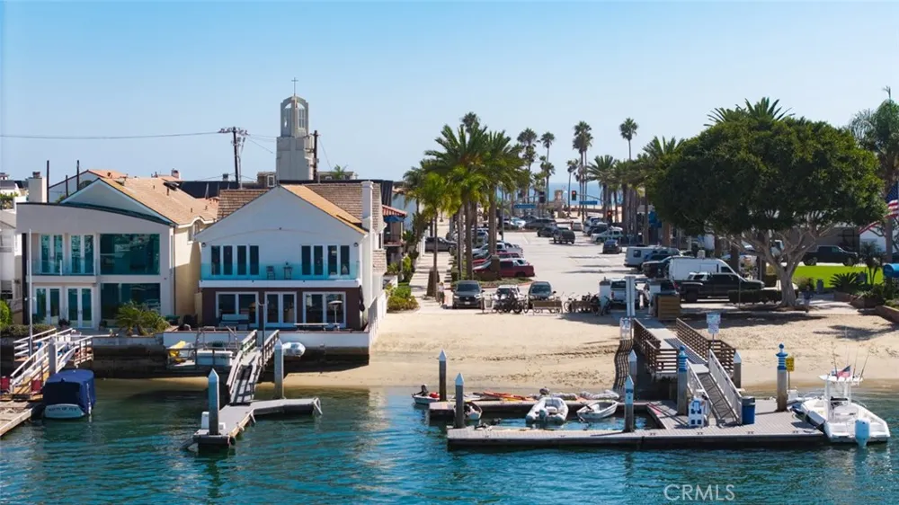 1444 W Bay Newport Beach, CA 92661