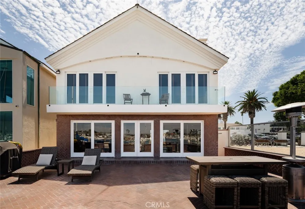 1444 W Bay Newport Beach, CA 92661