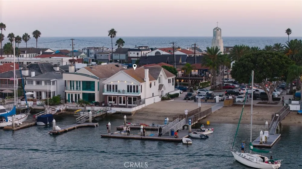 1444 W Bay Newport Beach, CA 92661
