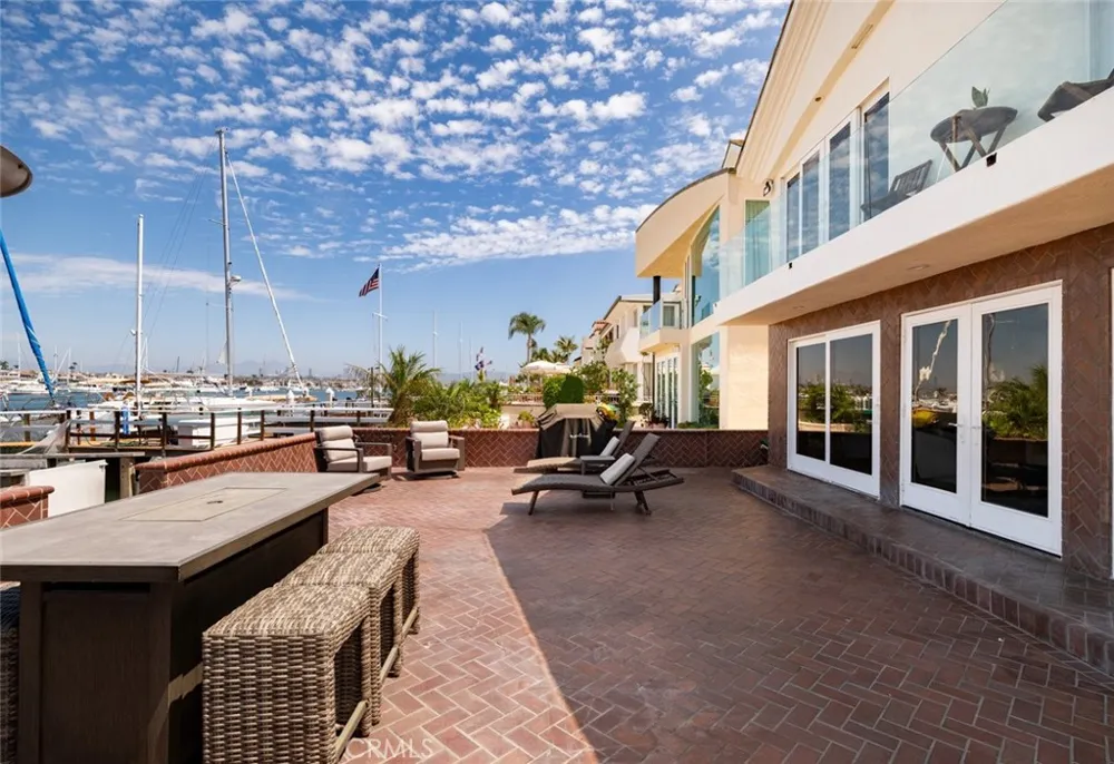 1444 W Bay Newport Beach, CA 92661