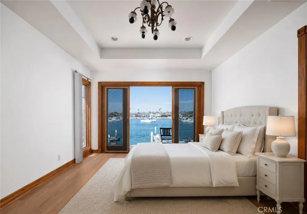 1444 W Bay Newport Beach, CA 92661
